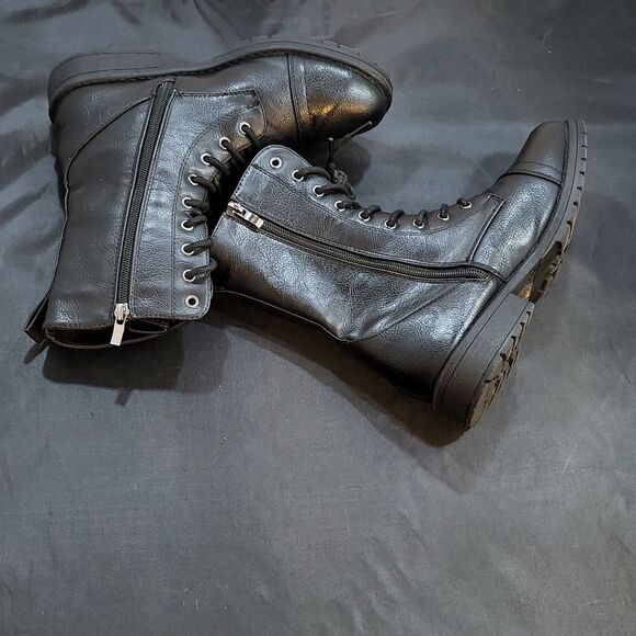 SHOELAND WOMEN"S KASEY HIGH TOP SNEAKER - Picture 9 of 16